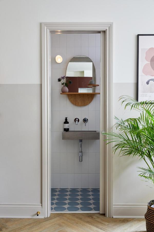 Pontcanna By Black Door Stays Cardiff Exterior foto